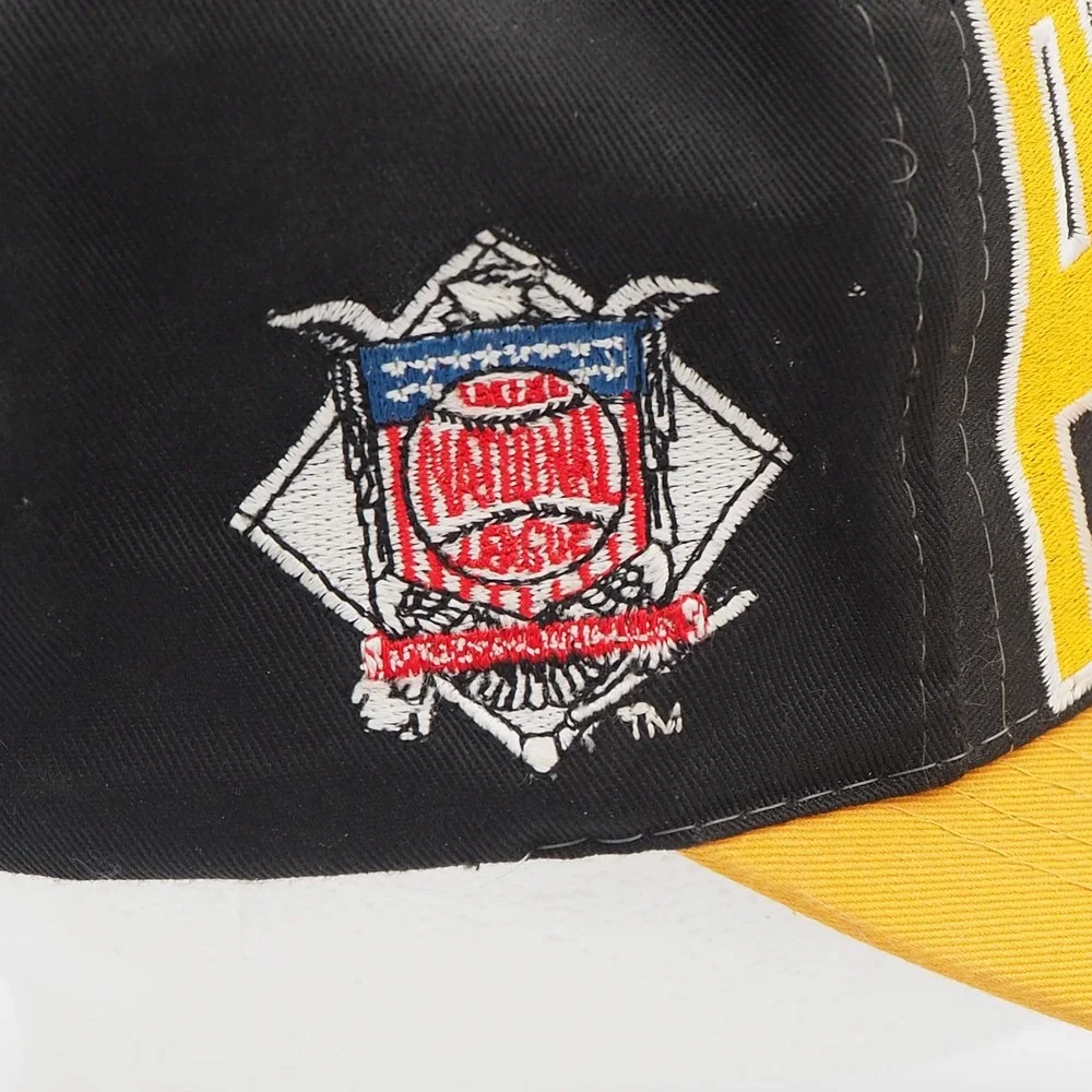 VTG Pittsburgh Pirates Rare Logo 7 Hat Snapback Cap Spellout Jolly Roger 90s MLB
